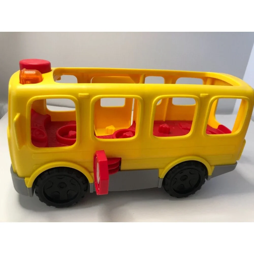 2016 Fisher Price Little People School Bus w/ 3 Figures,  Lights Sounds Working